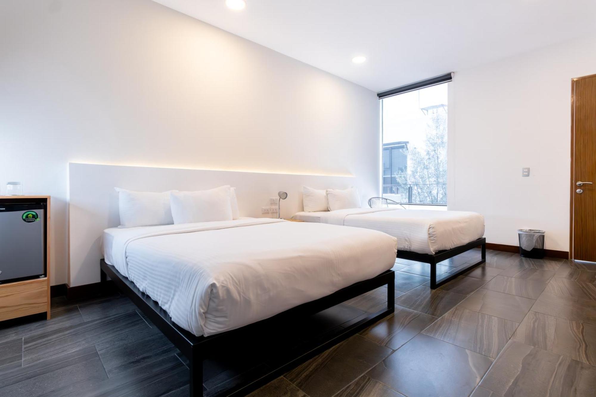 Urban By Grupo Amber 4*