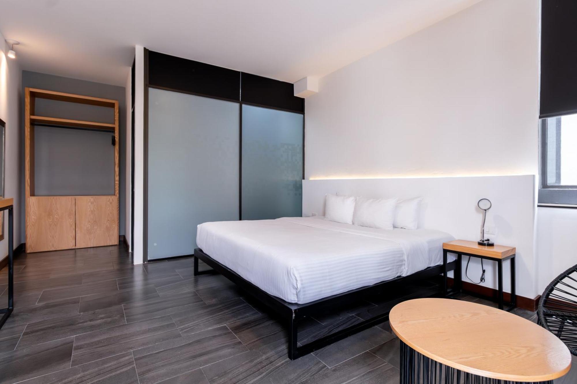 Urban By Grupo Amber 4*